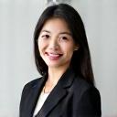 満足されたお客様、佐藤美咲氏のポートレート写真。
